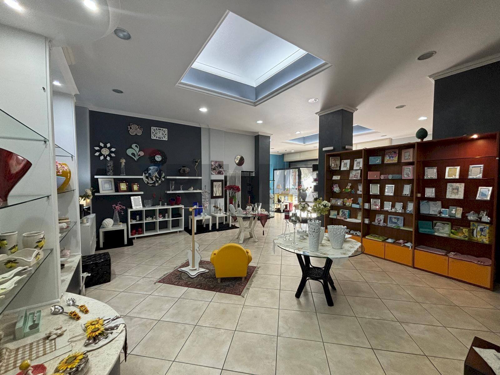 Ufficio - Shop Via Siracusa
44, Francofonte - photo 3