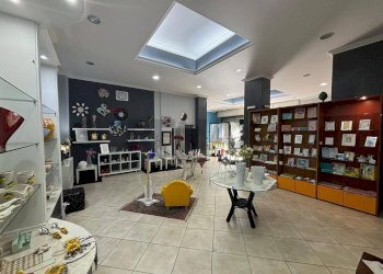 Ufficio - Negozio Via Siracusa
 
44, Francofonte - foto 3