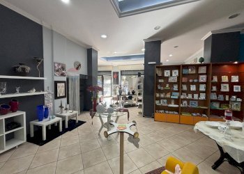 Palestra - Negozio Via Siracusa
 
44, Francofonte - foto 7