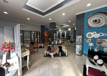 Soggiorno - Negozio Via Siracusa
 
44, Francofonte - foto 8