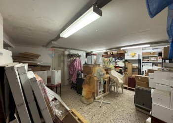 Dispensa di stoccaggio - Negozio Via Siracusa
 
44, Francofonte - foto 16