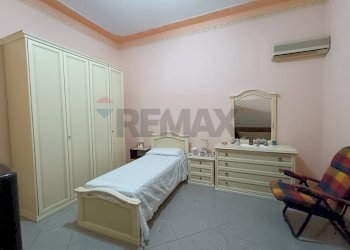 Camera / camera da letto - Independent house via Massimo D'Azeglio
 
121, Pachino - photo 28