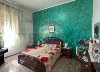 Camera / camera da letto - Independent house Via De Sanctis
 
35, Pachino - photo 7