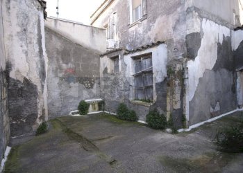 Edificio all\'aperto - Casa indipendente via Agostino De Pretis
 
64, Canicattini Bagni - foto 2