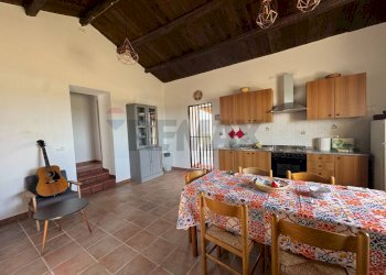 Sala da pranzo - Villa Contrada Triona Casalotto SP 85, Pachino - foto 8