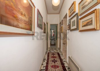 Hall / corridoio - Appartamento via delle cave
 
62, Priolo Gargallo - foto 17
