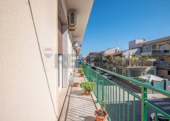 Balcone - Appartamento via delle cave
 
62, Priolo Gargallo - foto 41