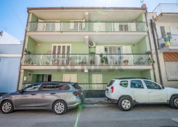 Edificio all\'aperto - Independent house via Lombardia
 
54, Pachino - photo 1