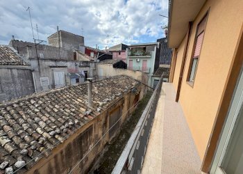 Balcone - Quadrilocale RONCO ELISABETTA
 
2, Ferla - foto 15