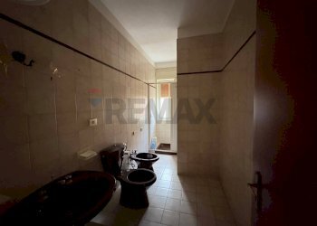 Bagno - Quadrilocale RONCO ELISABETTA
 
2, Ferla - foto 19