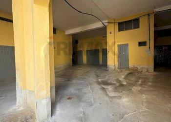 Parcheggio - Box VIA GROTTA SANTA
 
175, Siracusa - foto 9