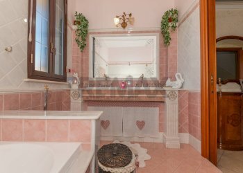 Bagno - Independent house Via Lazio
 
4, Pachino - photo 14