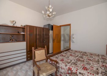 Camera - Independent house via Vittorio Emanuele
 
67, Melilli - photo 15