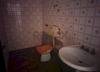 Bagno - Locale Commerciale via Libertà
 
111, Pachino - foto 10