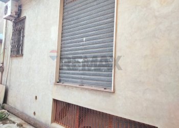 Edificio all\'aperto - Locale Commerciale via Libertà
 
111, Pachino - foto 14