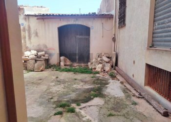 Casa all\'aperto - Locale Commerciale via Libertà
 
111, Pachino - foto 16