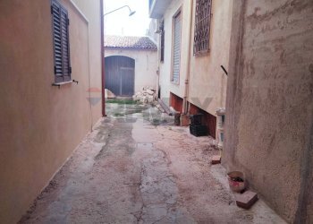 Terrazza - Locale Commerciale via Libertà
 
111, Pachino - foto 17