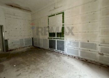 Stanza vuota - Ufficio Via Siena
2/4, Avola - foto 3