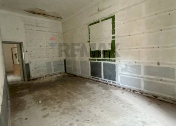 Stanza vuota - Ufficio Via Siena
2/4, Avola - foto 4