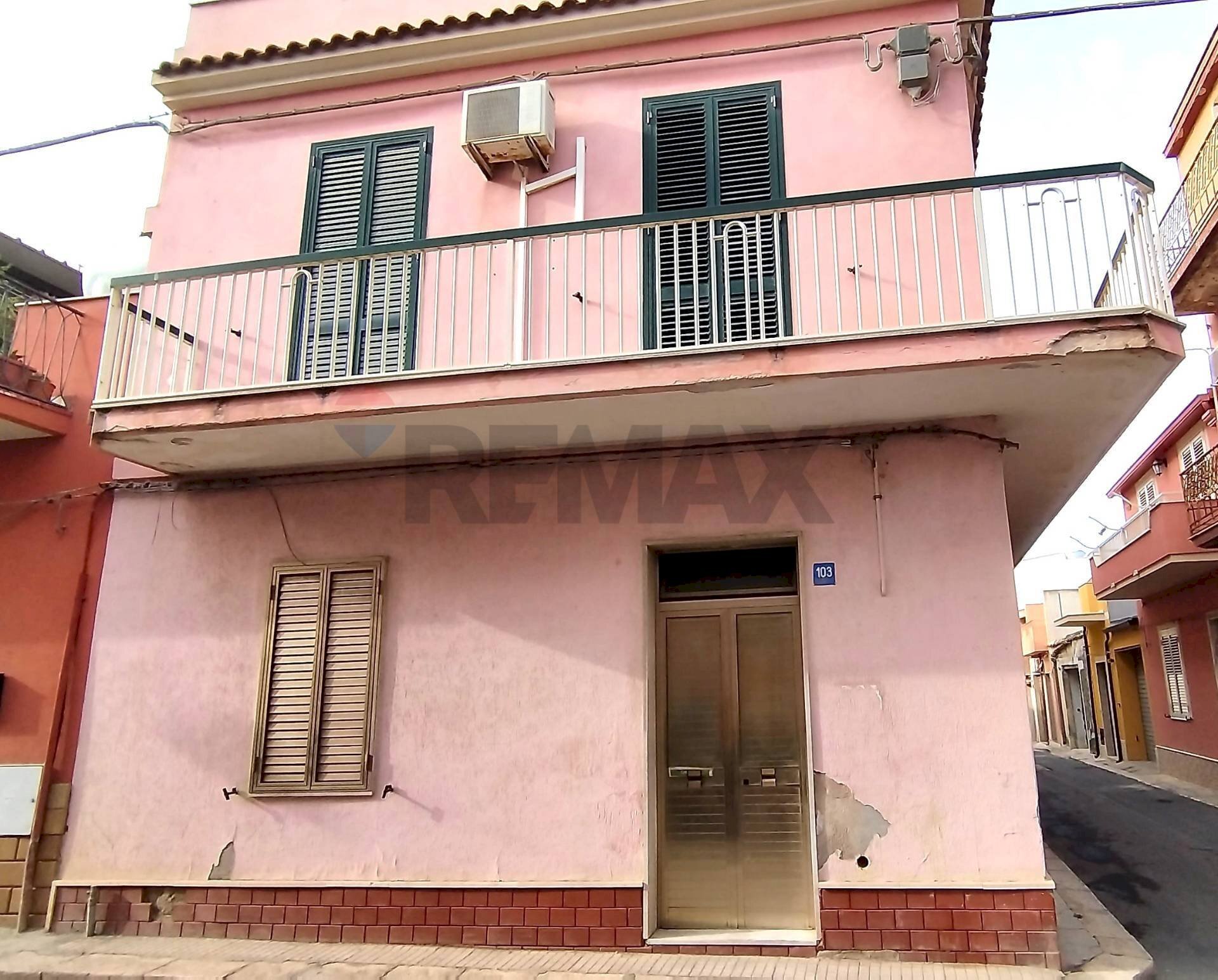 Edificio all\'aperto - Casa indipendente Via Sebastiano Bravato
 
20, Pachino - foto 2