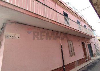 Edificio all\'aperto - Casa indipendente Via Sebastiano Bravato
 
20, Pachino - foto 4