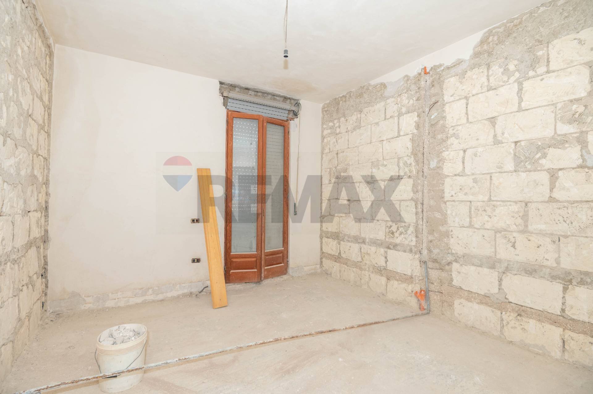 Stanza vuota - Casa indipendente Via Pietro Micca
 
18, Pachino - foto 3