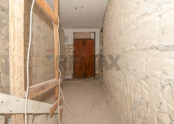 Hall / corridoio - Casa indipendente Via Pietro Micca
 
18, Pachino - foto 13