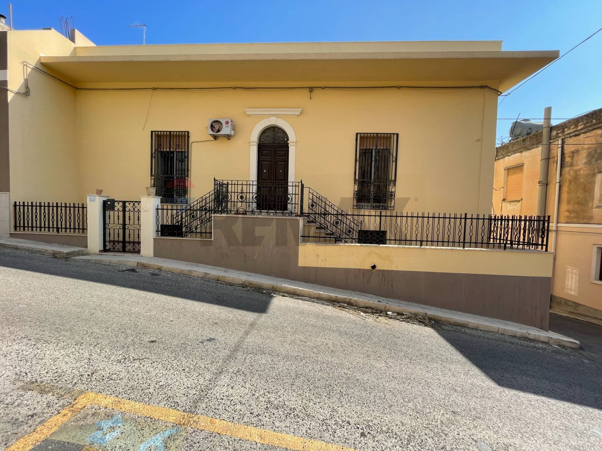 Casa all\'aperto - Villa Via Ciro Menotti
 
95, Pachino - photo 1