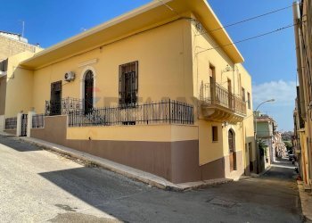 Casa all\'aperto - Villa Via Ciro Menotti
 
95, Pachino - foto 2