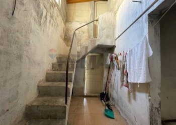 Scale - Villa Via Ciro Menotti
 
95, Pachino - foto 27