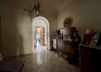 Hall / corridoio - Villa Via Ciro Menotti
 
95, Pachino - foto 32