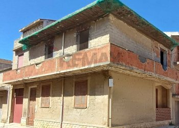 Edificio all\'aperto - Casa indipendente via Edera
 
33, Pachino - foto 1