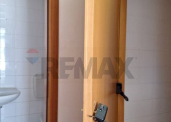 Bagno - Locale Commerciale Contrada Cozzo - Viale Paradido
 
snc, Pachino - foto 8