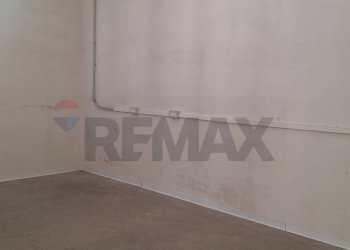 Stanza vuota - Locale Commerciale Contrada Cozzo - Viale Paradido
 
snc, Pachino - foto 11