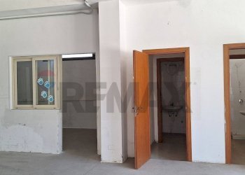 Stanza vuota - Locale Commerciale Contrada Cozzo - Viale Paradido
 
snc, Pachino - foto 13