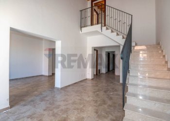 Scala interna - Independent house Via Pozzo Crivello
 
20, Melilli - photo 1