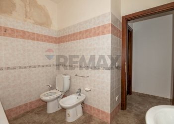 Bagno - Independent house Via Pozzo Crivello
 
20, Melilli - photo 24