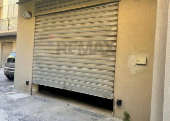 Garage - Appartamento Via Monsignor Giardina
 
15, Melilli - foto 24