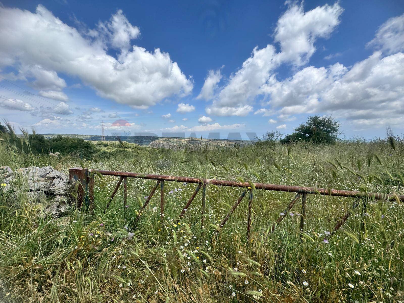Vista delle montagne - Terreno agricolo Contrada Barone Feudo Di Malaterra, Melilli - foto 1