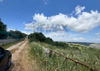Vista delle montagne - Terreno agricolo Contrada Barone Feudo Di Malaterra, Melilli - foto 2