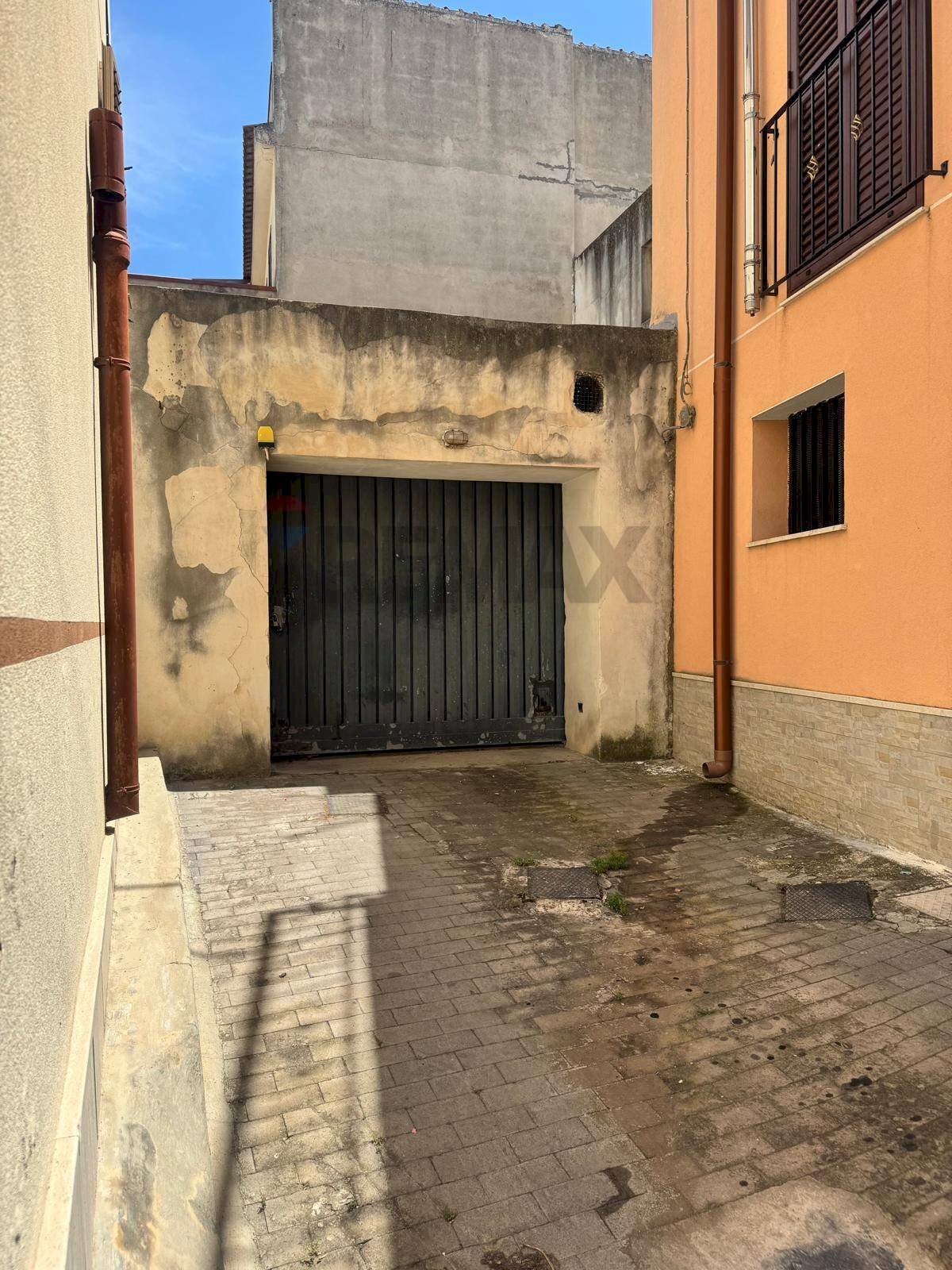 Esterno - Box Via Solferino
 
1, Melilli - foto 2