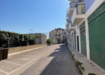 Edificio all\'aperto - Locale Commerciale Viale Sebastiano Fortuna
 
53, Pachino - foto 3