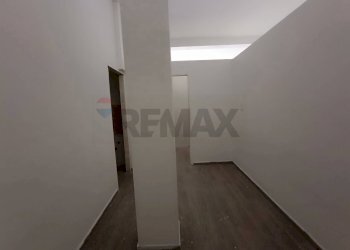 Stanza vuota - Locale Commerciale Viale Sebastiano Fortuna
 
53, Pachino - foto 14