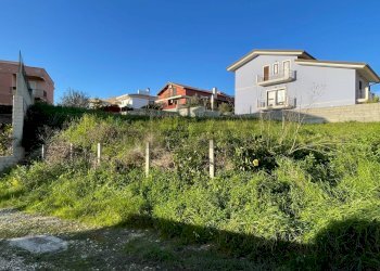 Casa all\'aperto - Terreno edificabile via Massina
snc, Pachino - foto 5