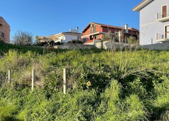 Casa all\'aperto - Terreno edificabile via Massina
snc, Pachino - foto 7