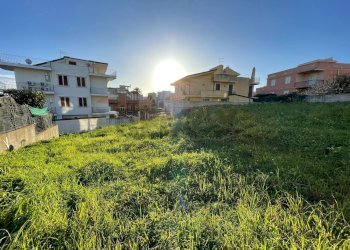 Edificio all\'aperto - Terreno edificabile via Massina
snc, Pachino - foto 8