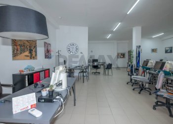 Ufficio - Negozio Via Palestro
 
106/108, Priolo Gargallo - foto 5