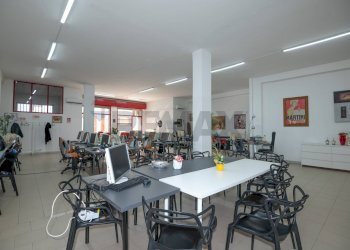 Sala da pranzo - Negozio Via Palestro
 
106/108, Priolo Gargallo - foto 7