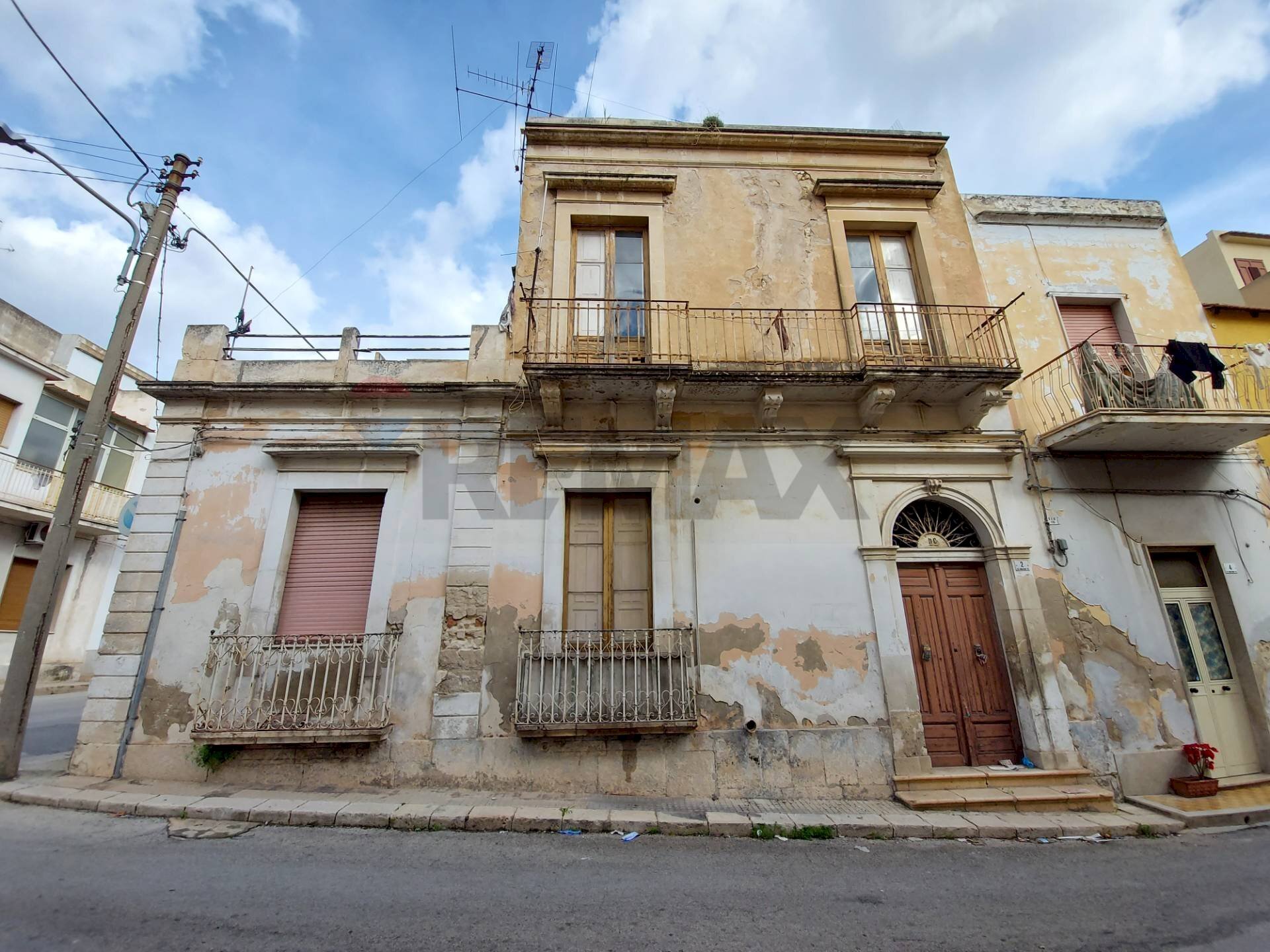 Casa all\'aperto - Casa indipendente Via Guglielmo Tell
 
2, Avola - foto 1