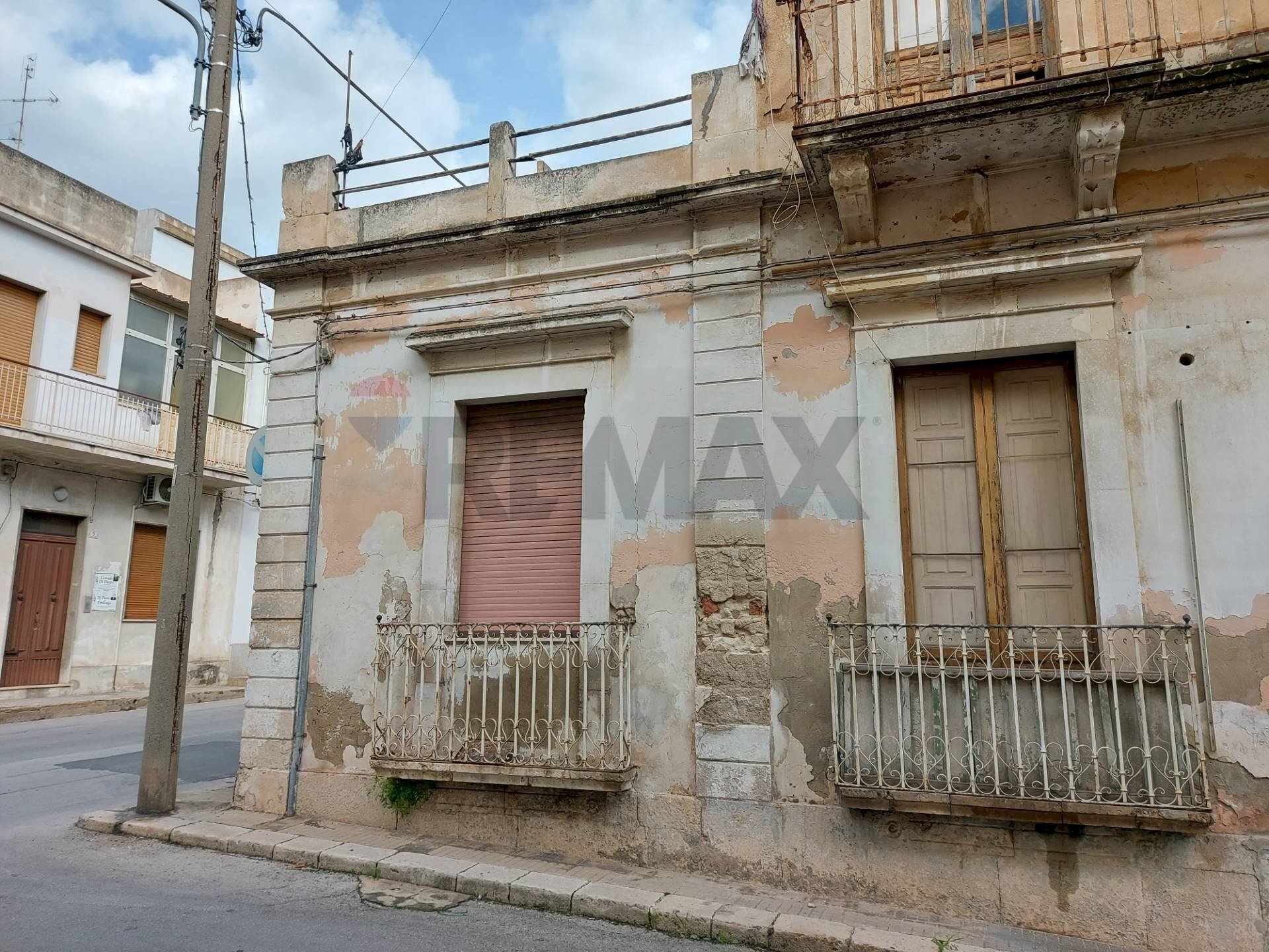 Edificio all\'aperto - Casa indipendente Via Guglielmo Tell
 
2, Avola - foto 2